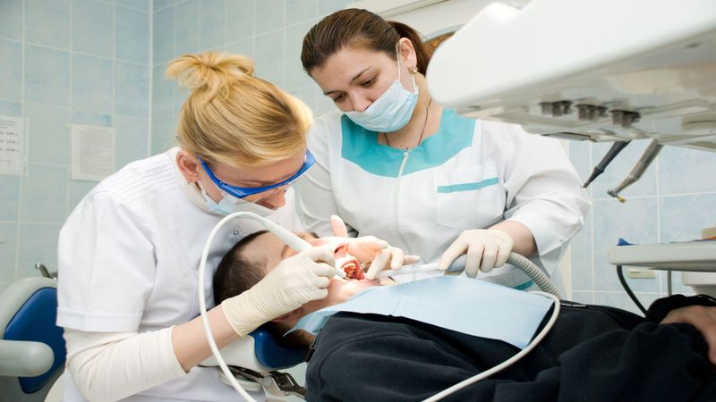 dentalwellnessteam.com