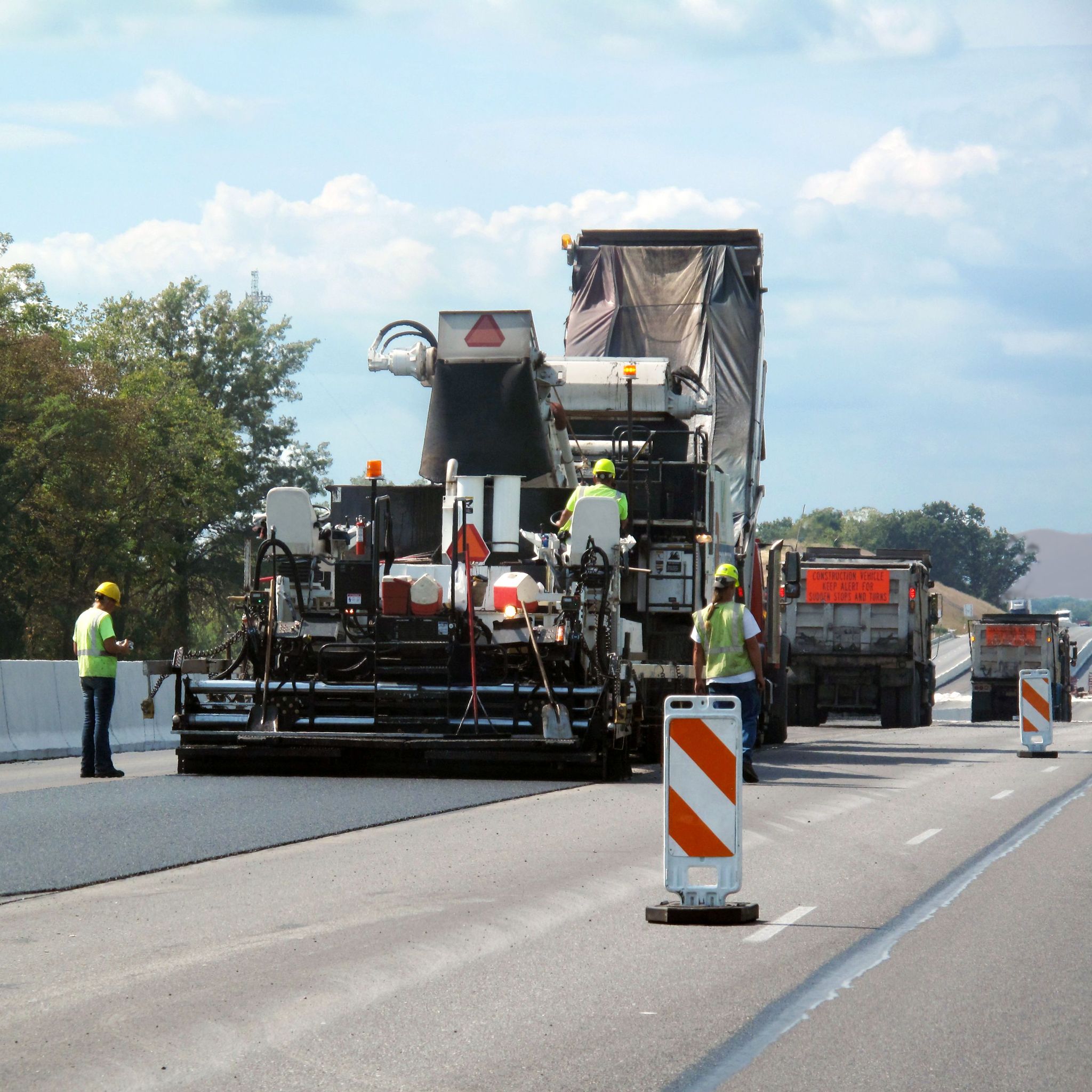 blacktopspecialists.com